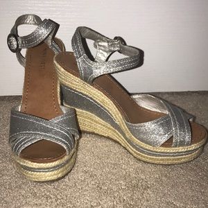 Fun Nine West Silver Espadrille Wedges